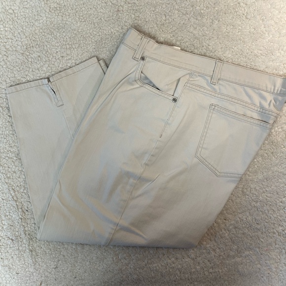 Gloria Vanderbilt Cream Capri Jeans Pants Size: 16 - Picture 2 of 8